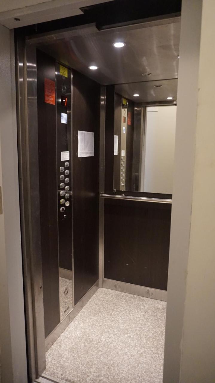Bright, Comfortable And Cozy Apartment Burgas Bagian luar foto