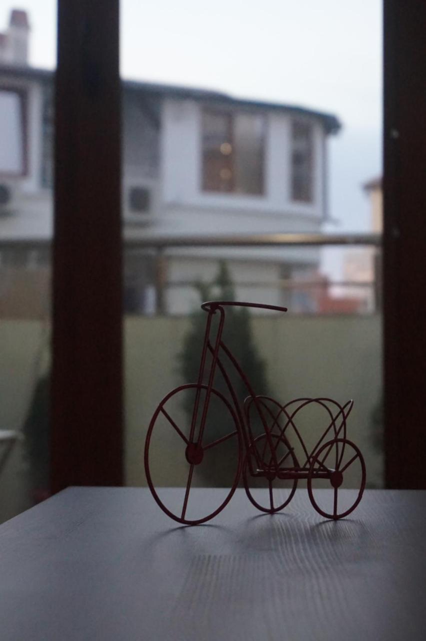 Bright, Comfortable And Cozy Apartment Burgas Bagian luar foto