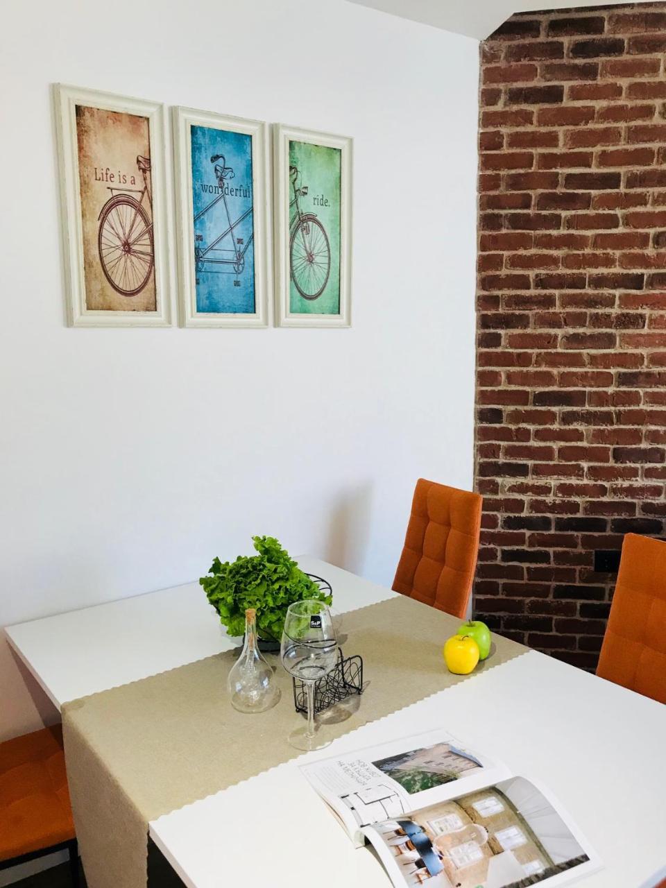 Bright, Comfortable And Cozy Apartment Burgas Bagian luar foto